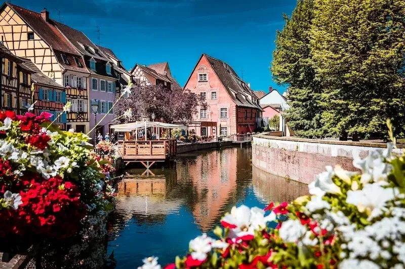 Ile Norwegia ma ludności?