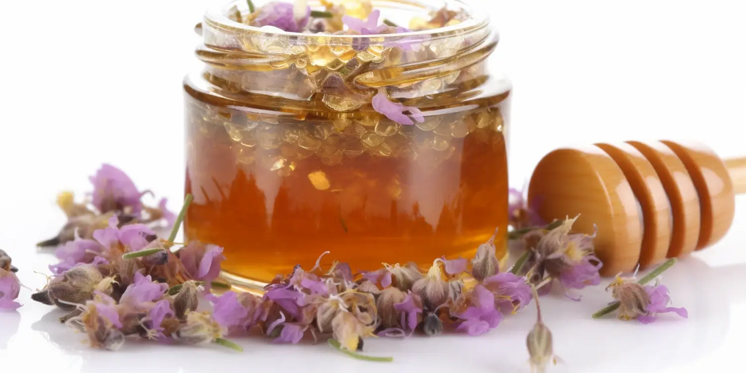 miod-faceliowy-w-kuchni-1