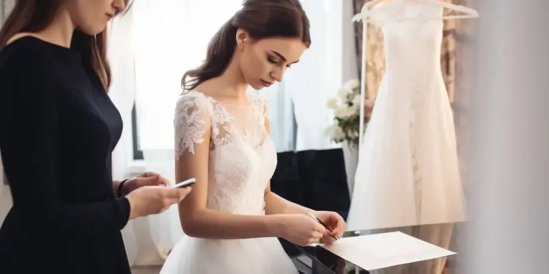 najpopularniejsze-kroje-sukien-slubnych-1